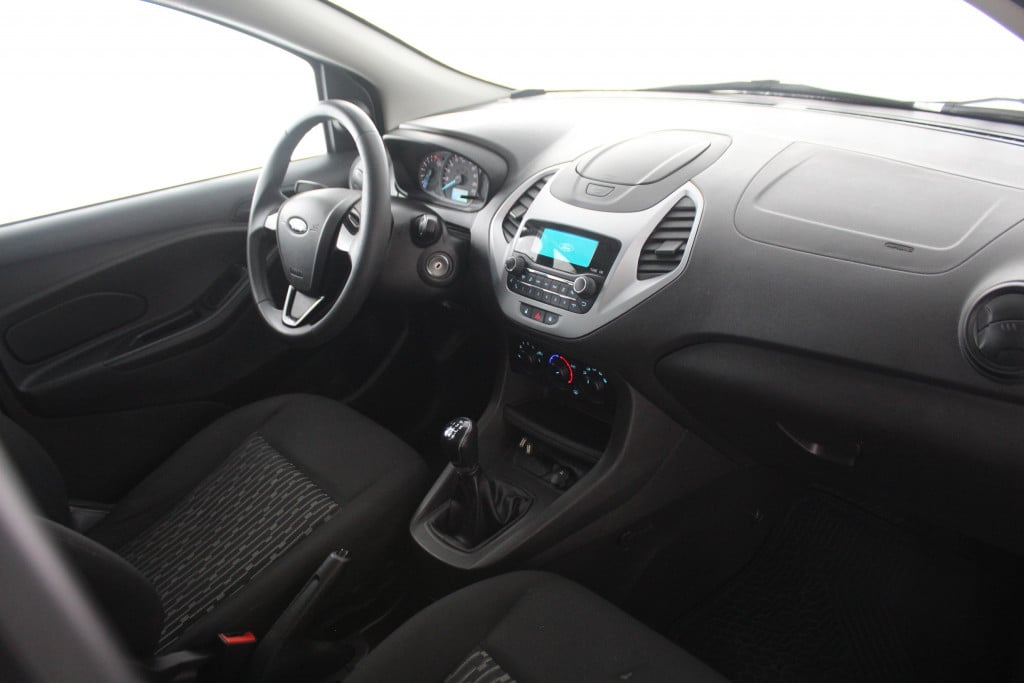 Imagem do veículo FORD KA + 1.0 SE 12V FLEX 4P MANUAL