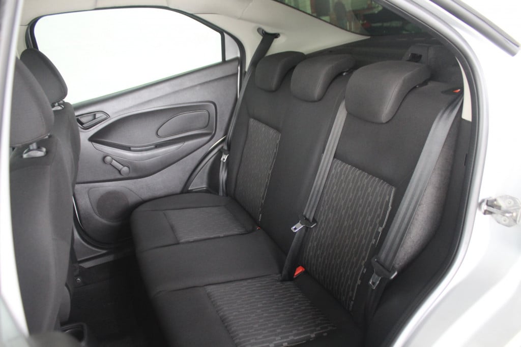 Imagem do veículo FORD KA + 1.0 SE 12V FLEX 4P MANUAL