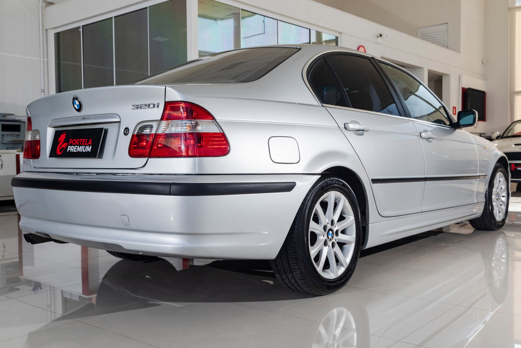 Imagem do veículo BMW 320i 2.2 24V GASOLINA 4P AUTOMÁTICO