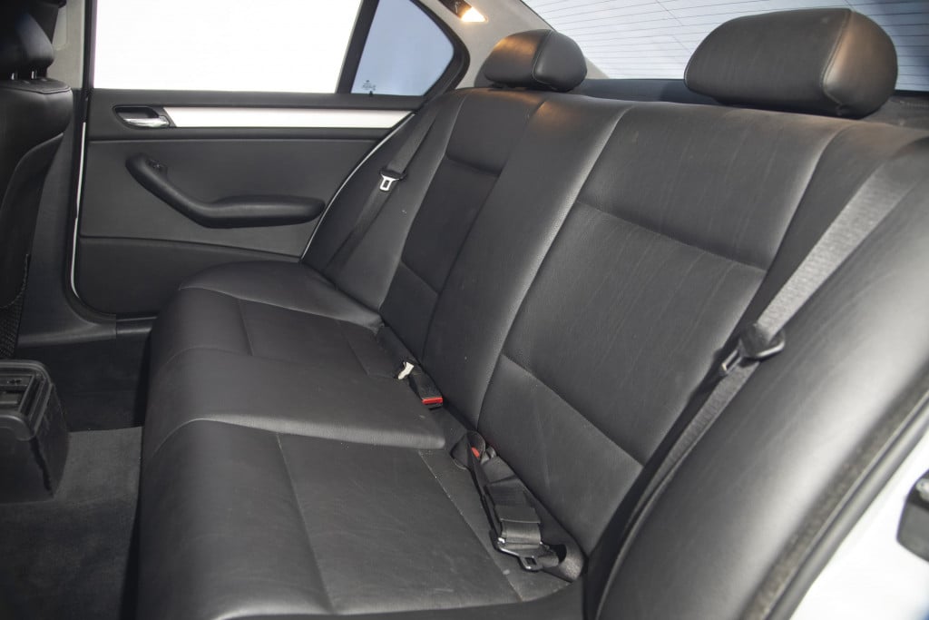 Imagem do veículo BMW 320i 2.2 24V GASOLINA 4P AUTOMÁTICO