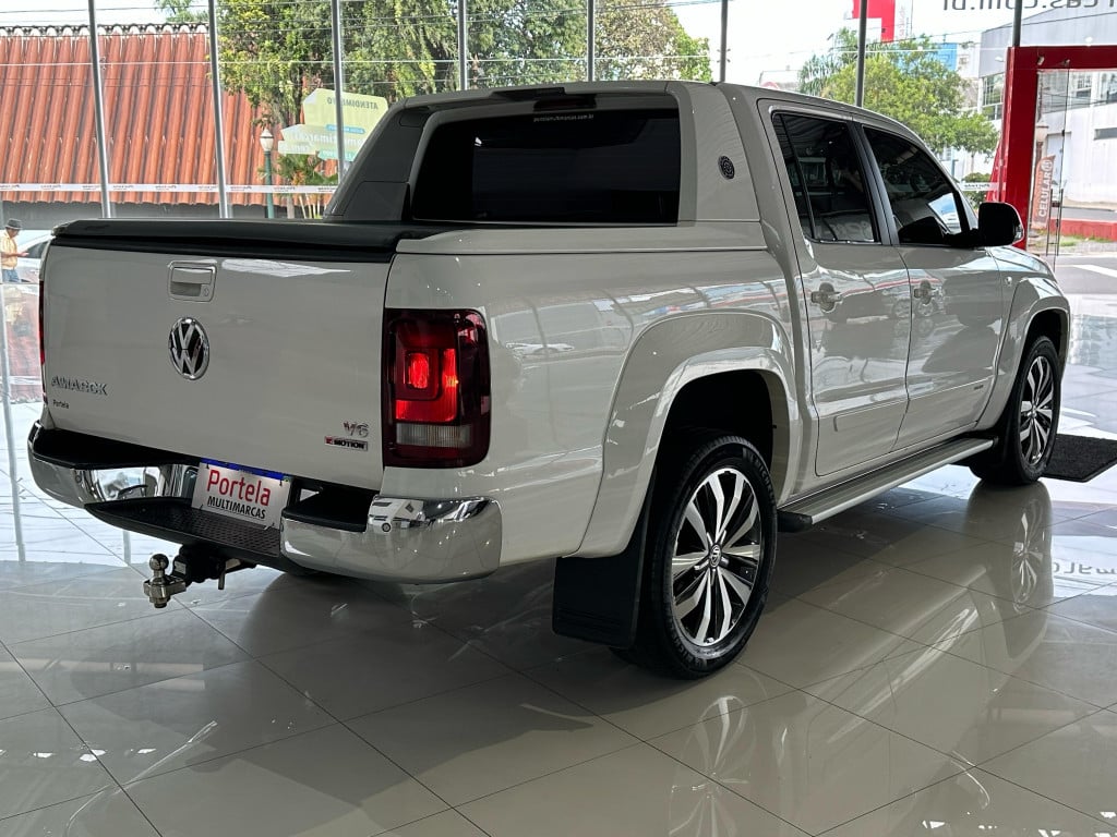 Imagem do veículo VOLKSWAGEN AMAROK 3.0 V6 TDI DIESEL HIGHLINE EXTREME CD 4MOTION AUTOMÁTICO