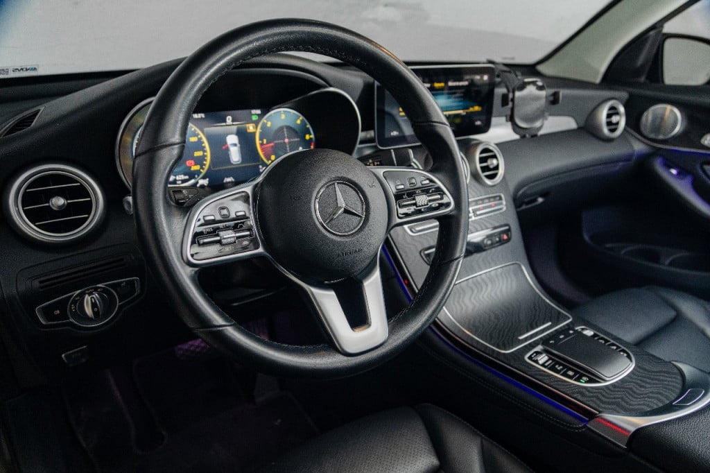 Imagem do veículo MERCEDES-BENZ GLC 220d 2.0 TURBO DIESEL ENDURO 9G-TRONIC