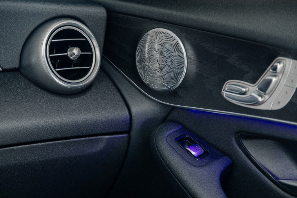 Imagem do veículo MERCEDES-BENZ GLC 220d 2.0 TURBO DIESEL ENDURO 9G-TRONIC