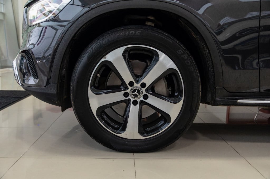Imagem do veículo MERCEDES-BENZ GLC 220d 2.0 TURBO DIESEL ENDURO 9G-TRONIC