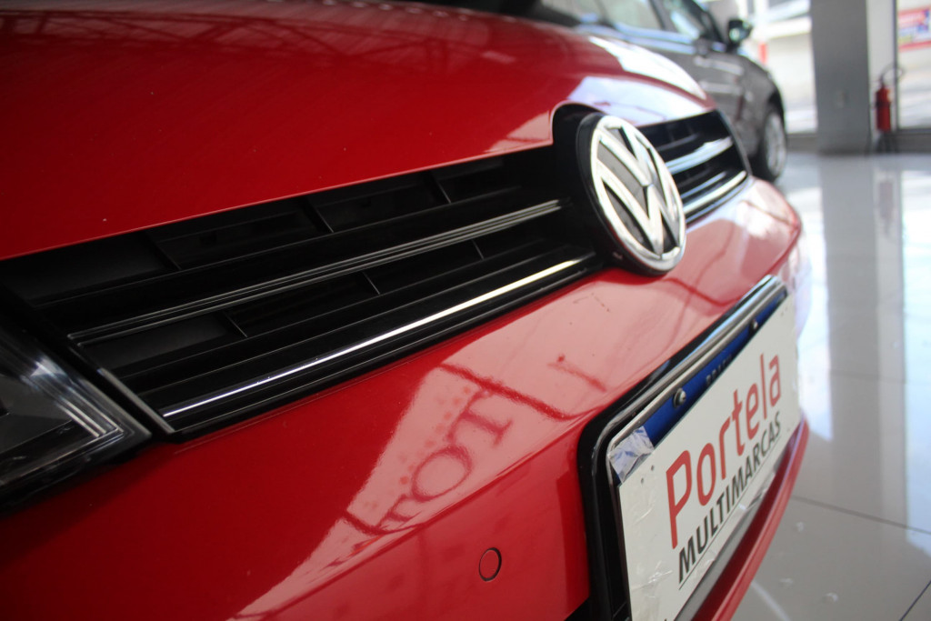 Imagem do veículo VOLKSWAGEN GOLF 1.4 TSI COMFORTLINE 16V GASOLINA 4P AUTOMÁTICO