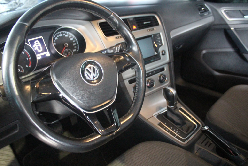 Imagem do veículo VOLKSWAGEN GOLF 1.4 TSI COMFORTLINE 16V GASOLINA 4P AUTOMÁTICO