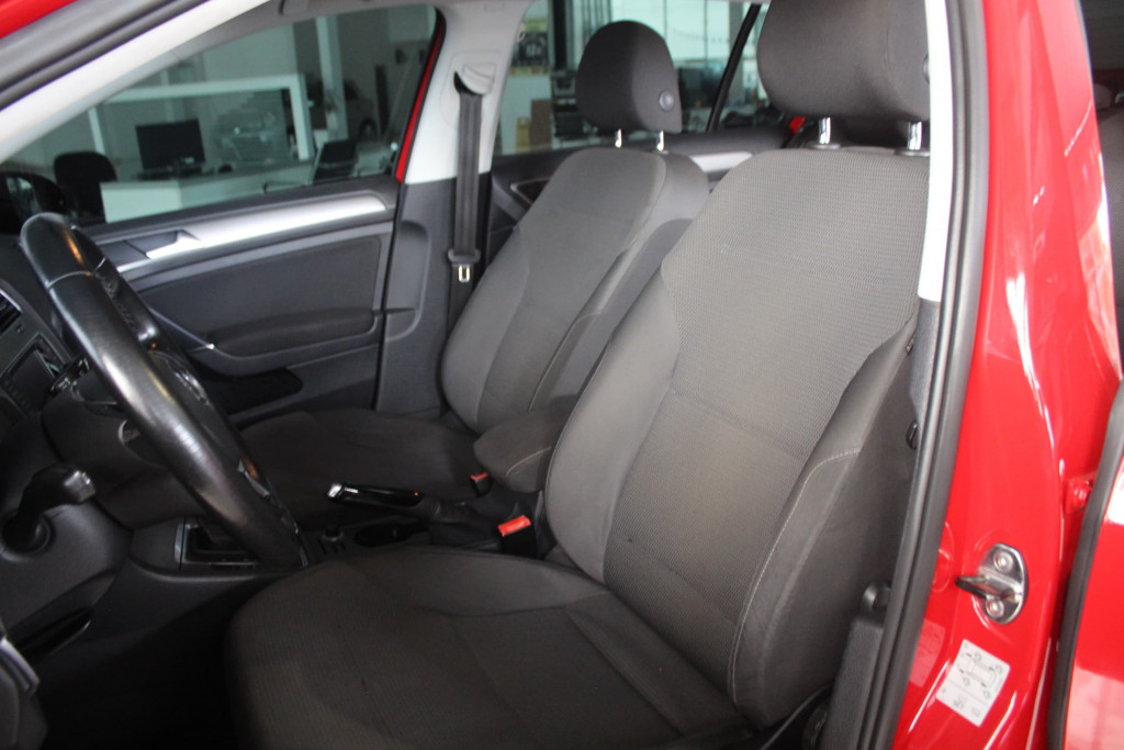 Imagem do veículo VOLKSWAGEN GOLF 1.4 TSI COMFORTLINE 16V GASOLINA 4P AUTOMÁTICO