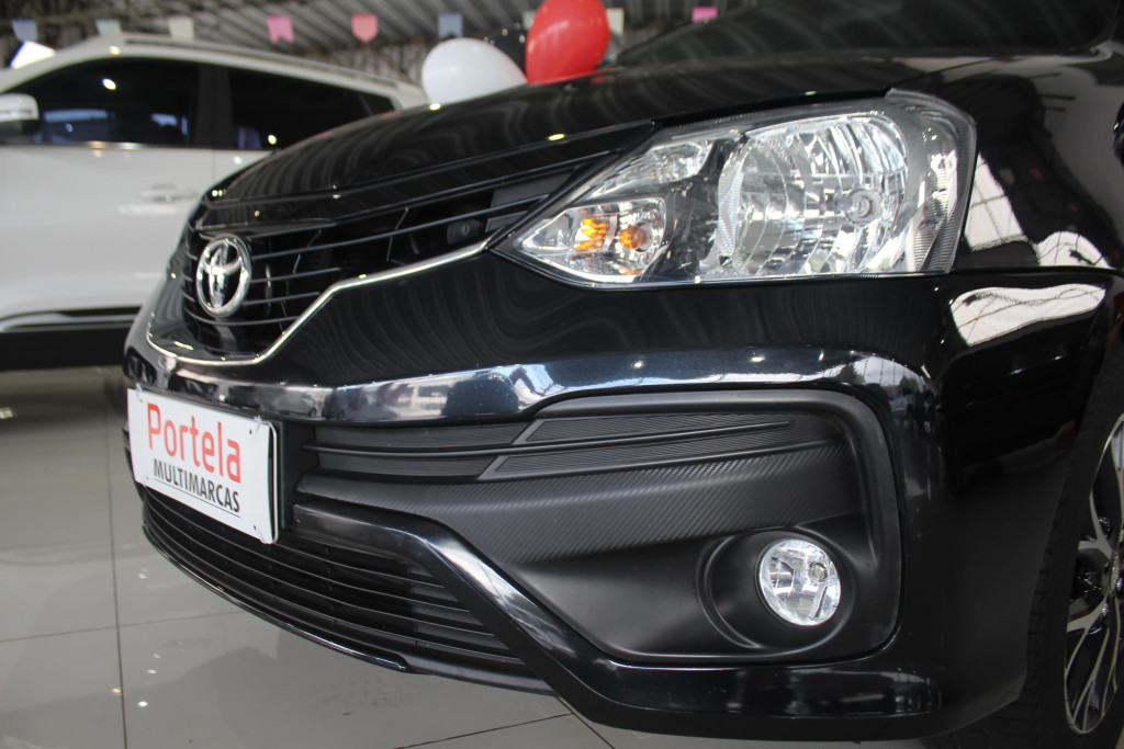 Imagem do veículo TOYOTA ETIOS 1.5 PLATINUM SEDAN 16V FLEX 4P AUTOMÁTICO