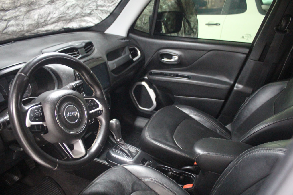 Imagem do veículo JEEP RENEGADE 1.8 16V FLEX 4P AUTOMÁTICO