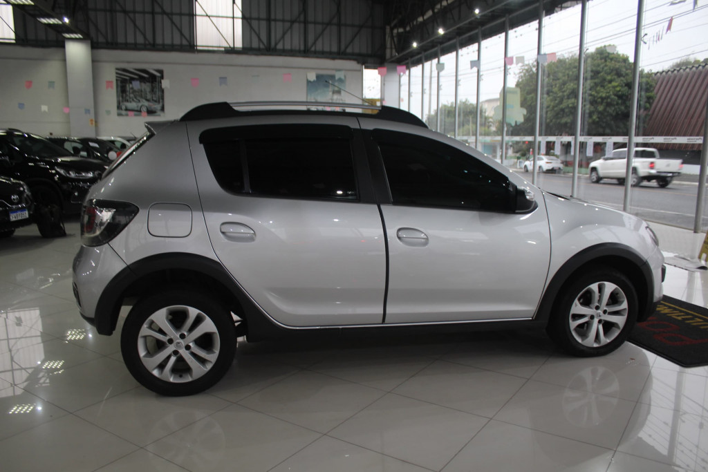 Imagem do veículo RENAULT SANDERO 1.6 16V SCE FLEX STEPWAY MANUAL