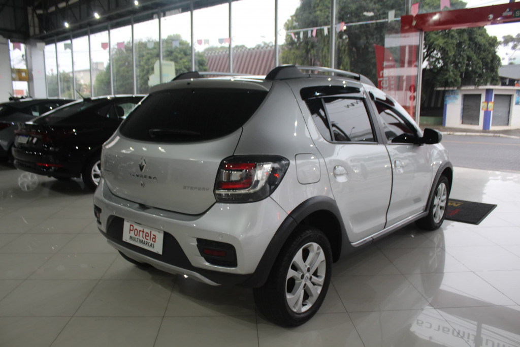 Imagem do veículo RENAULT SANDERO 1.6 16V SCE FLEX STEPWAY MANUAL