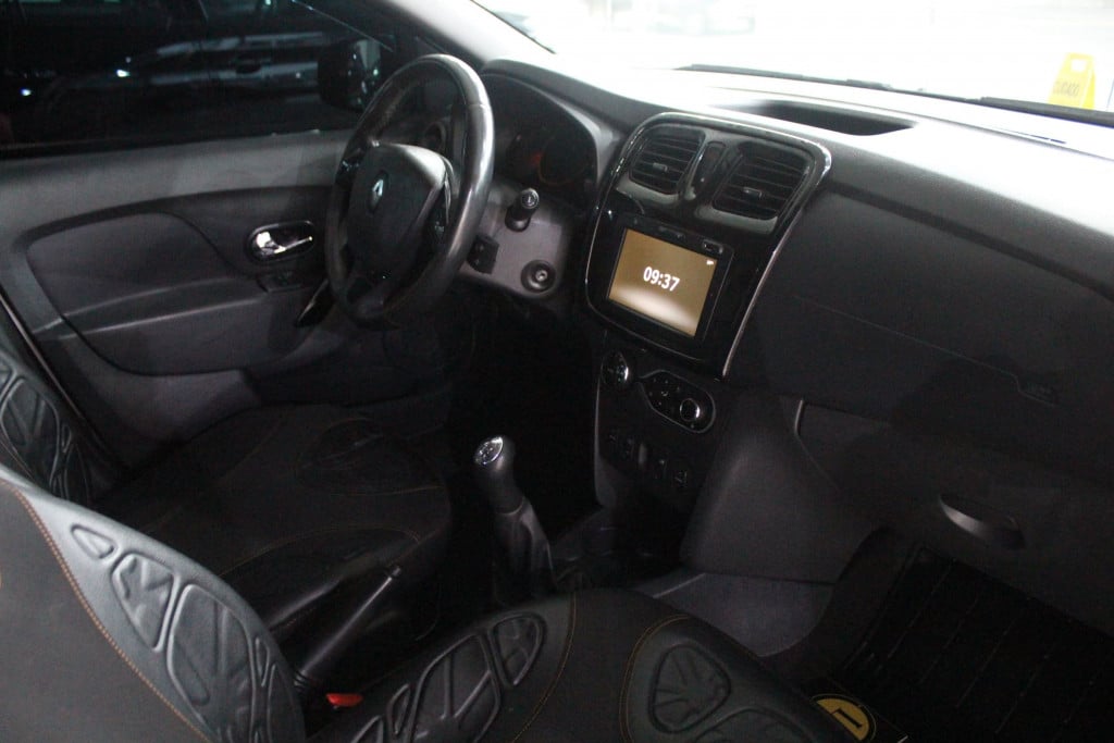Imagem do veículo RENAULT SANDERO 1.6 16V SCE FLEX STEPWAY MANUAL