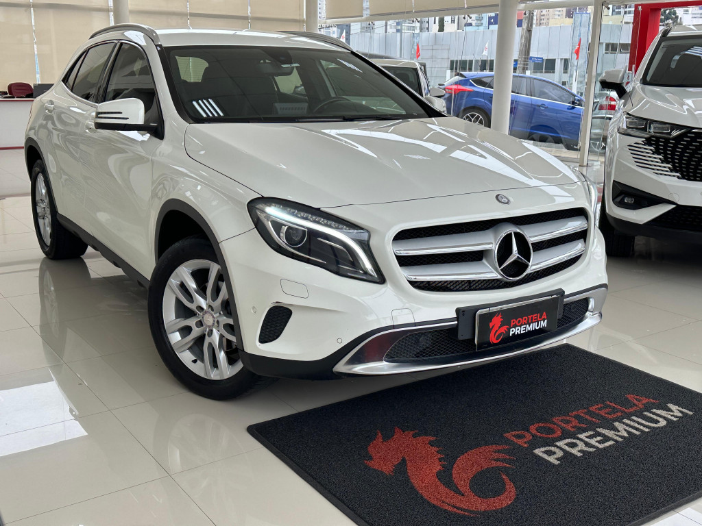 Imagem do veículo MERCEDES-BENZ GLA 200 1.6 CGI ADVANCE 16V TURBO FLEX 4P AUTOMÁTICO