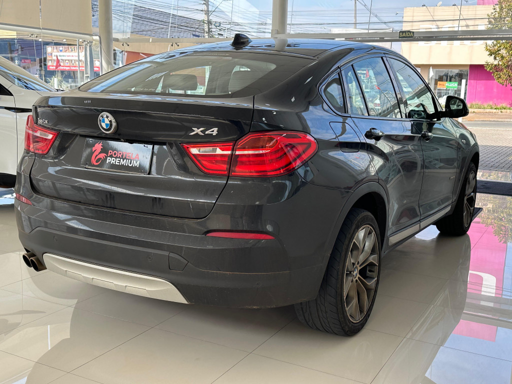 Imagem do veículo BMW X4 2.0 28I X LINE 4X4 16V TURBO GASOLINA 4P AUTOMÁTICO