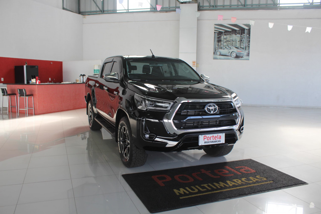 Imagem do veículo TOYOTA HILUX 2.8 D-4D TURBO DIESEL CD SRV 4X4 AUTOMÁTICO