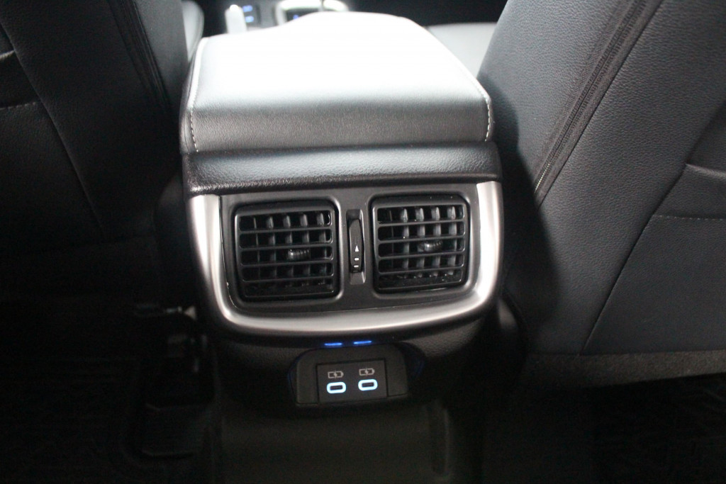 Imagem do veículo TOYOTA HILUX 2.8 D-4D TURBO DIESEL CD SRV 4X4 AUTOMÁTICO