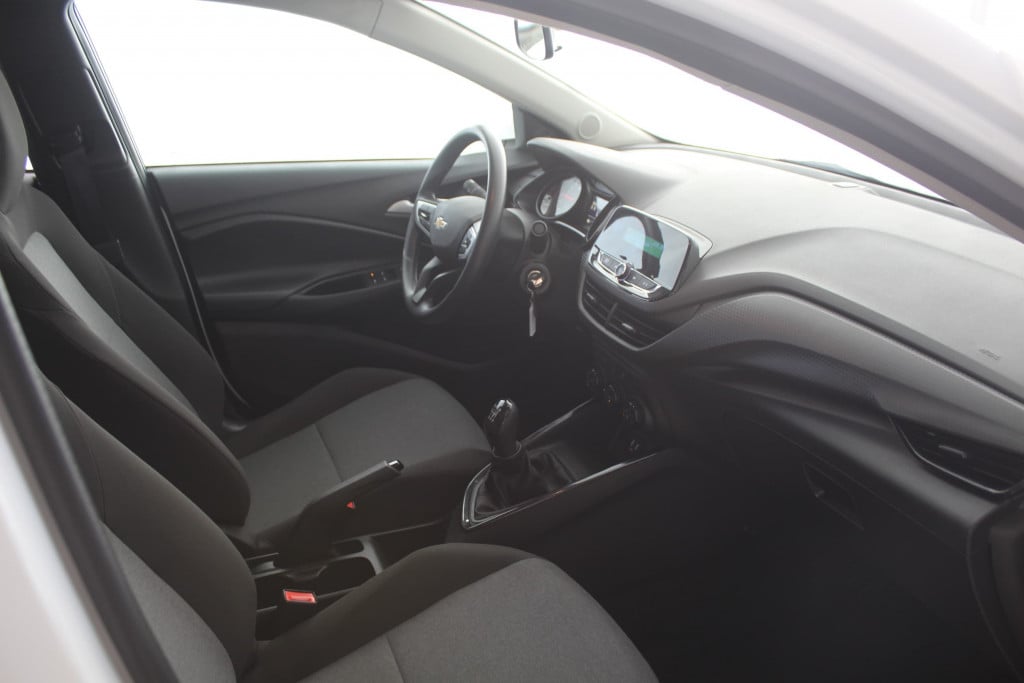 Imagem do veículo CHEVROLET ONIX 1.0 FLEX MANUAL