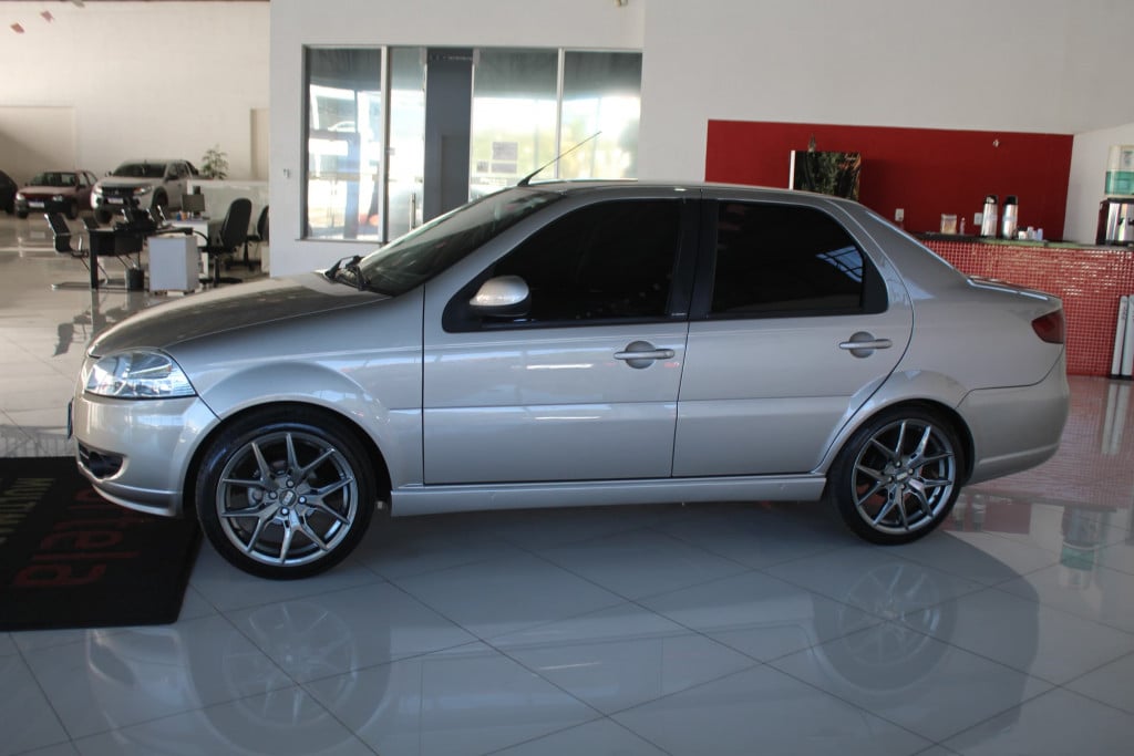 Imagem do veículo FIAT SIENA 1.0 MPI FIRE CELEBRATION 8V FLEX 4P MANUAL