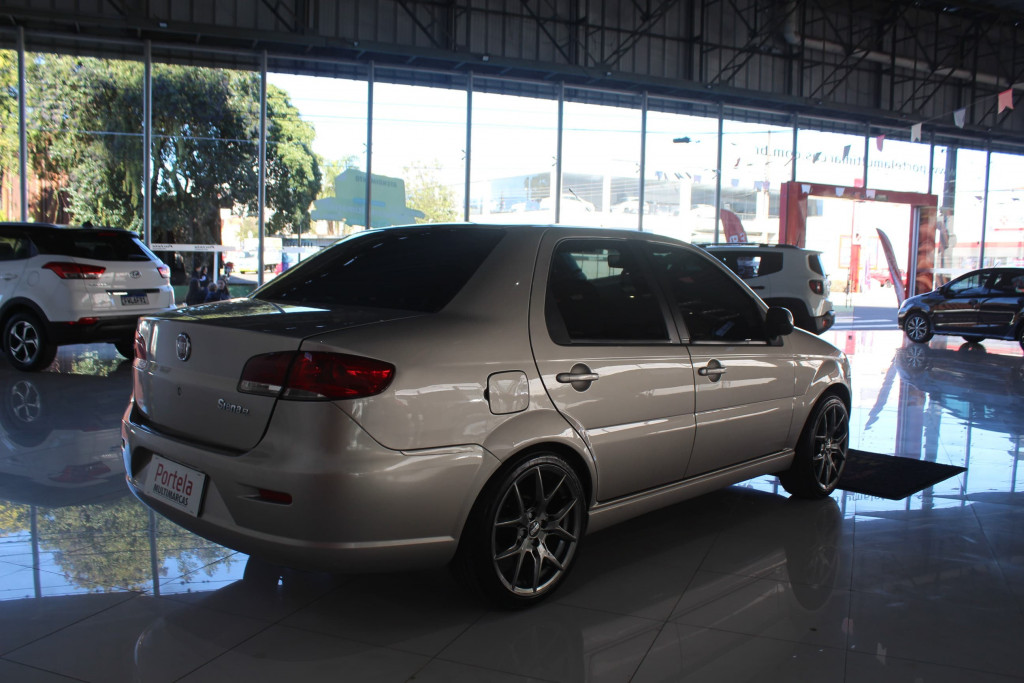 Imagem do veículo FIAT SIENA 1.0 MPI FIRE CELEBRATION 8V FLEX 4P MANUAL