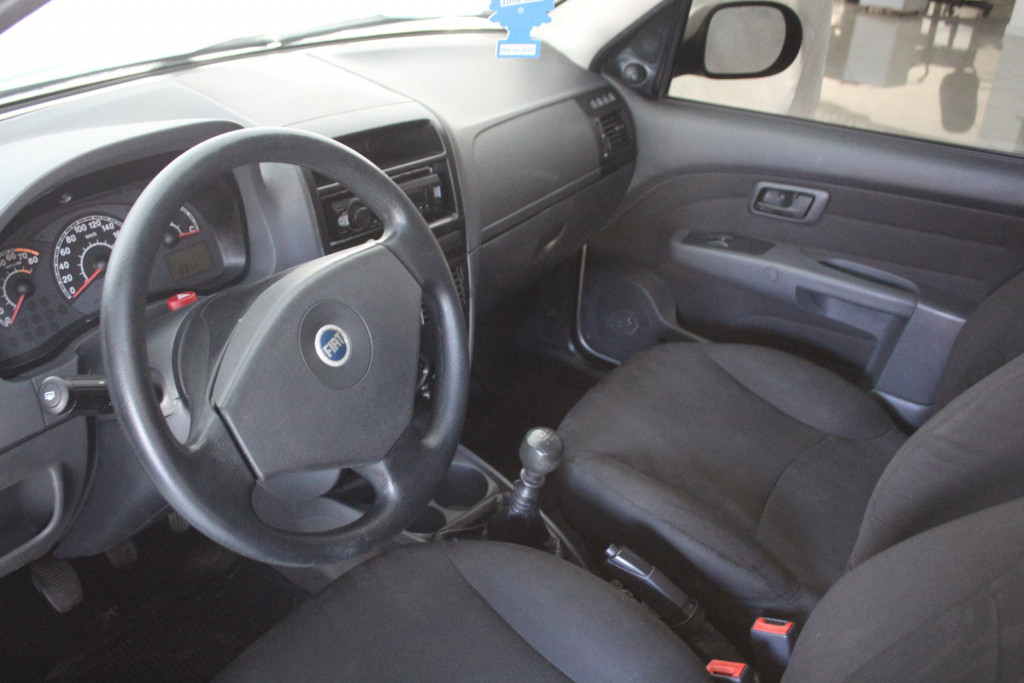 Imagem do veículo FIAT SIENA 1.0 MPI FIRE CELEBRATION 8V FLEX 4P MANUAL