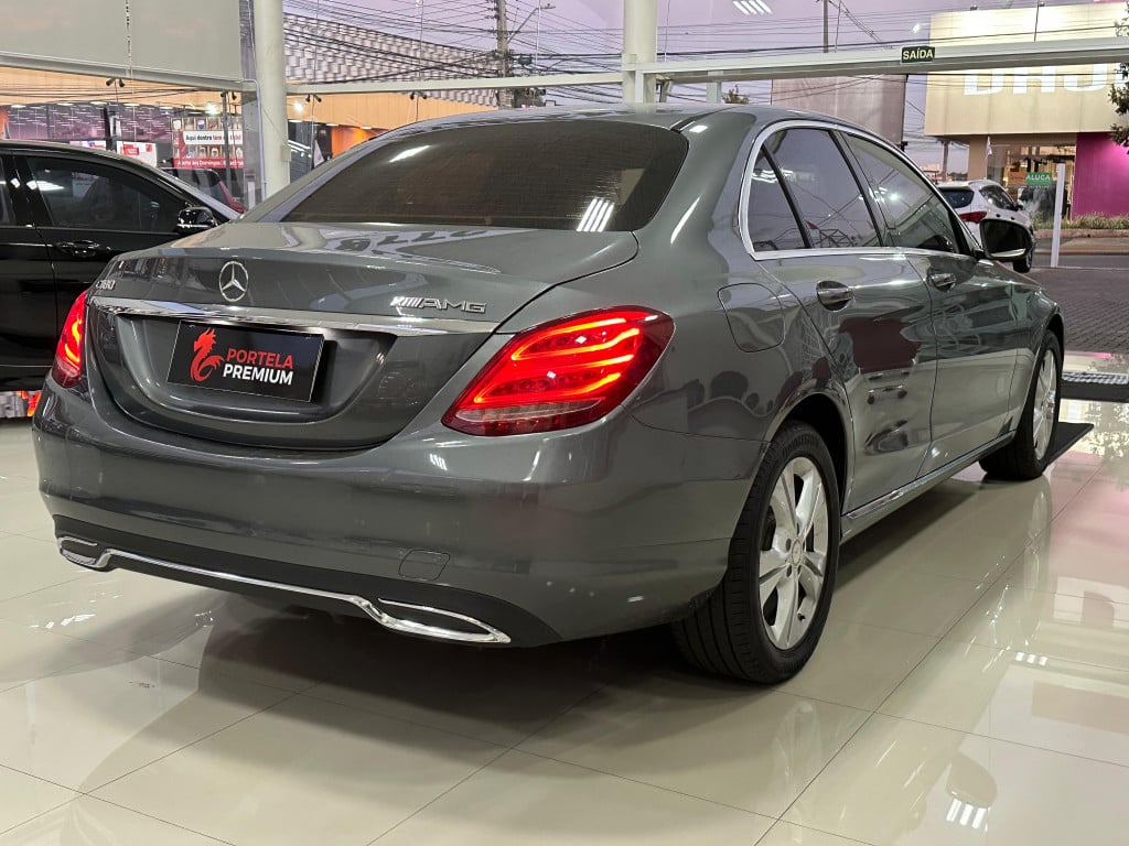 Imagem do veículo MERCEDES-BENZ C 180 1.6 CGI 16V TURBO FLEX 4P AUTOMÁTICO