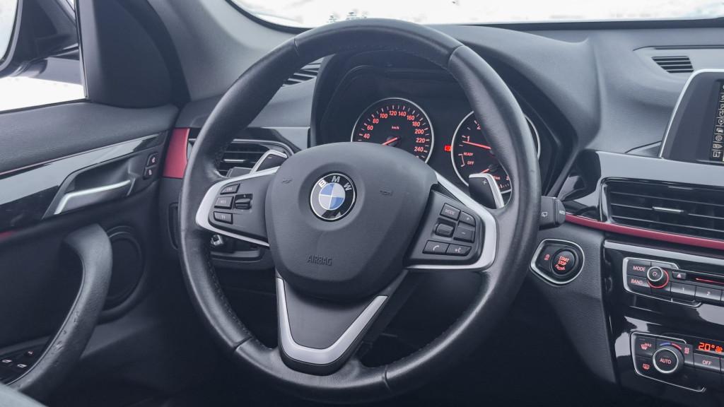 Imagem do veículo BMW X1 2.0 16V TURBO GASOLINA SDRIVE20I X-LINE 4P AUTOMÁTICO