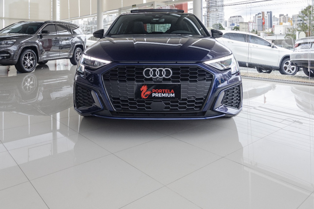 Imagem do veículo AUDI A3 2.0 TFSI GASOLINA SEDAN PERFORMANCE BLACK S-TRONIC