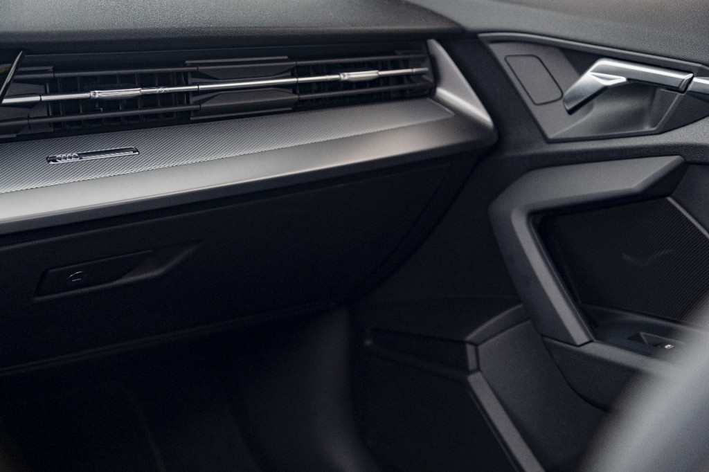 Imagem do veículo AUDI A3 2.0 TFSI GASOLINA SEDAN PERFORMANCE BLACK S-TRONIC