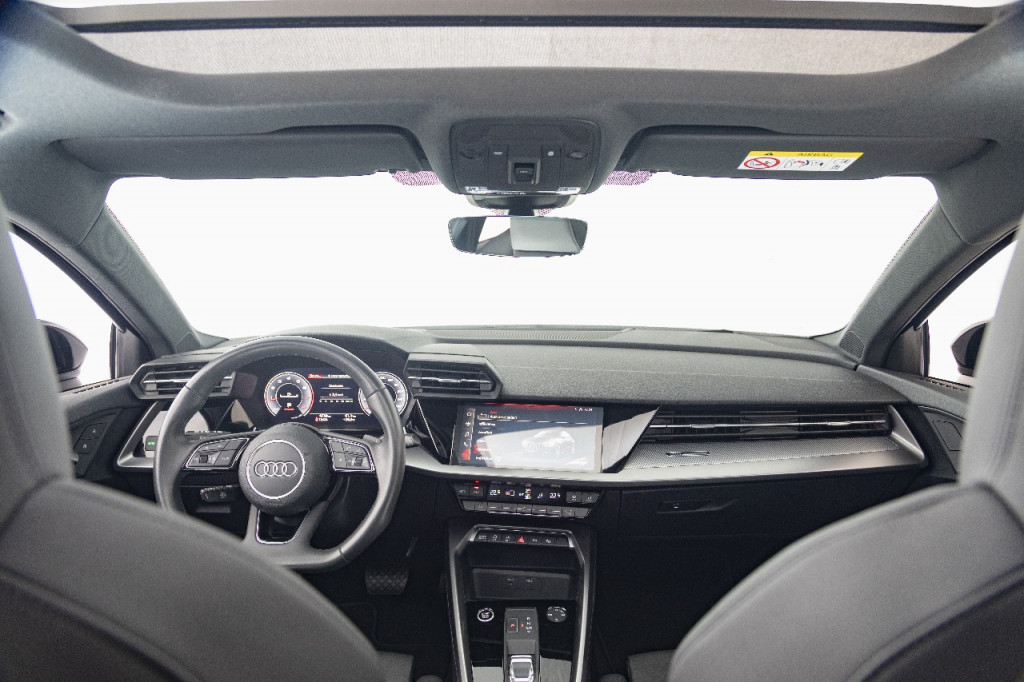 Imagem do veículo AUDI A3 2.0 TFSI GASOLINA SEDAN PERFORMANCE BLACK S-TRONIC