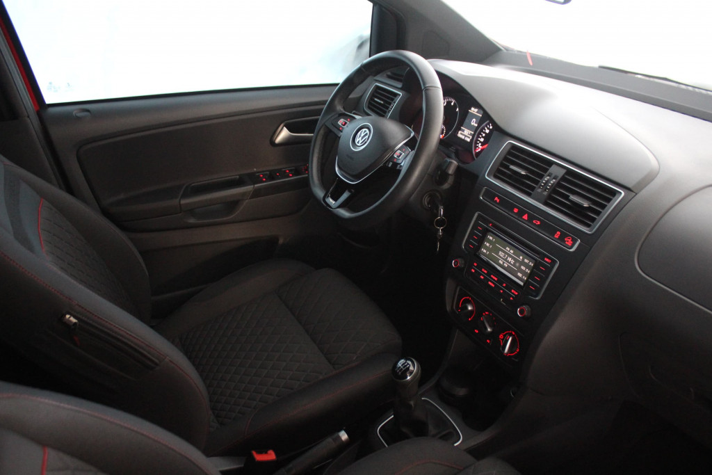 Imagem do veículo VOLKSWAGEN CROSSFOX 1.6 mi flex 8v 4p manual