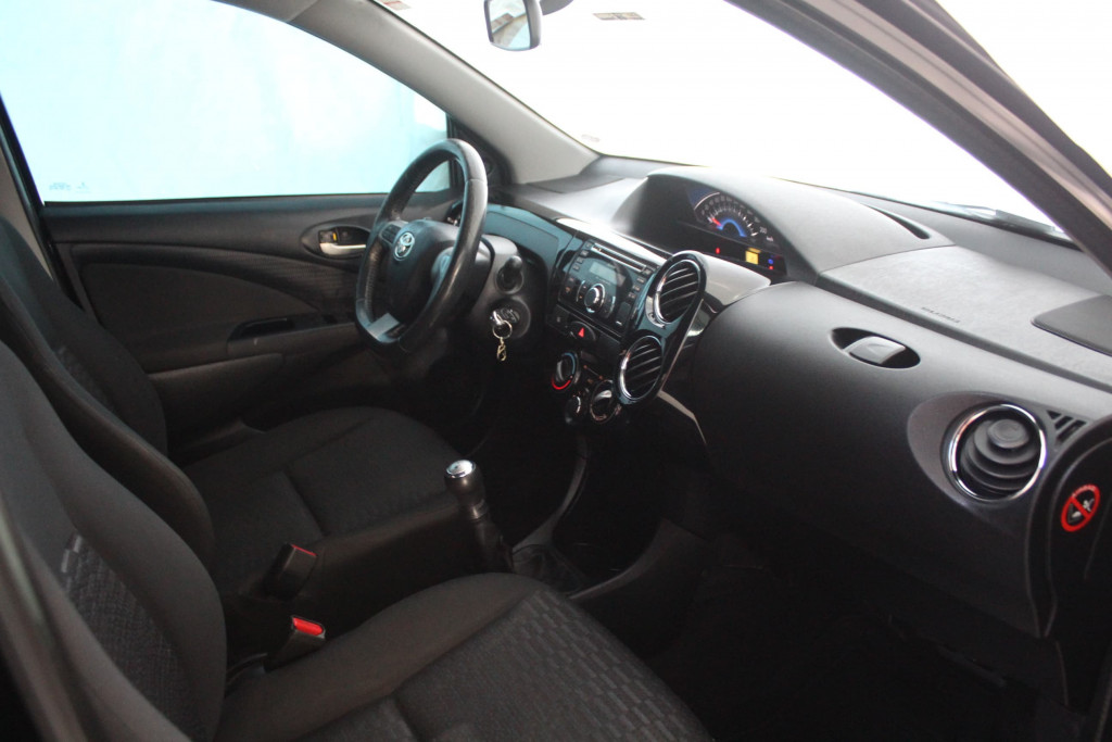 Imagem do veículo TOYOTA ETIOS 1.5 xls 16v flex 4p manual