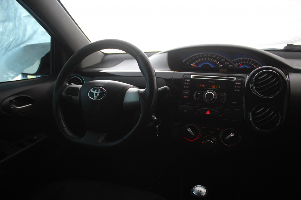 Imagem do veículo TOYOTA ETIOS 1.5 xls 16v flex 4p manual