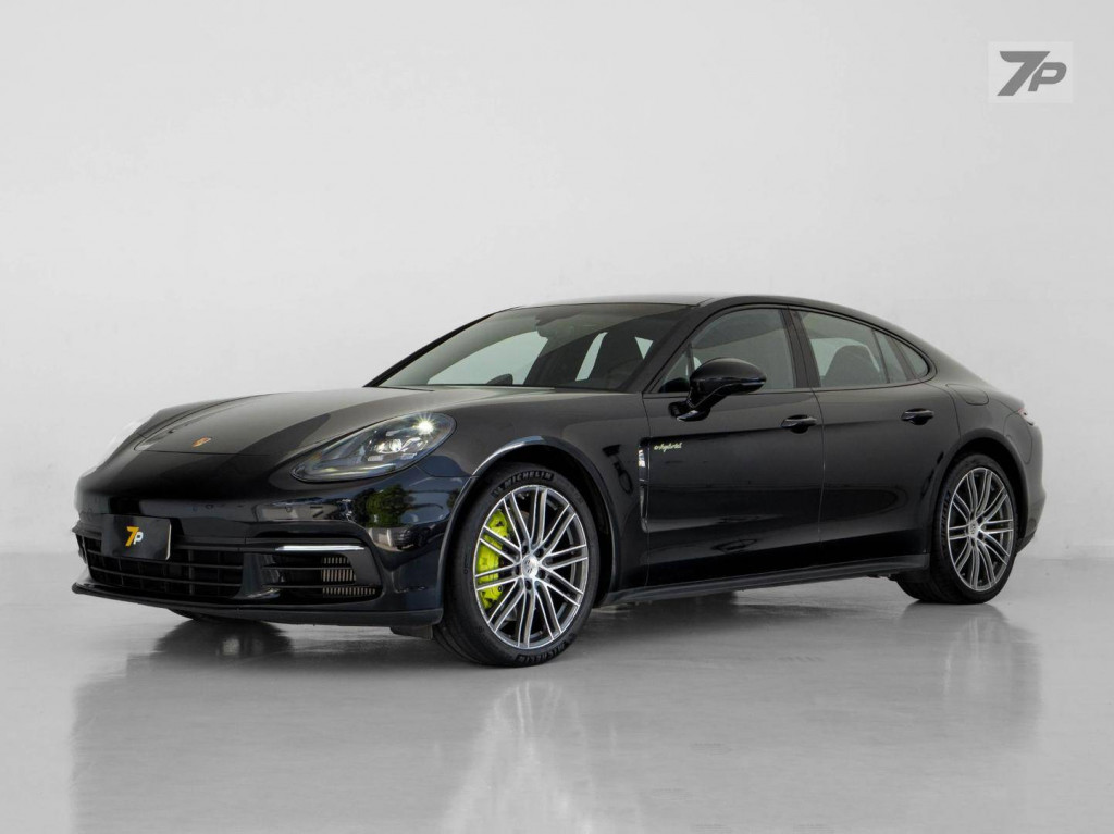 PORSCHE PANAMERA 4 E-HYBRID 