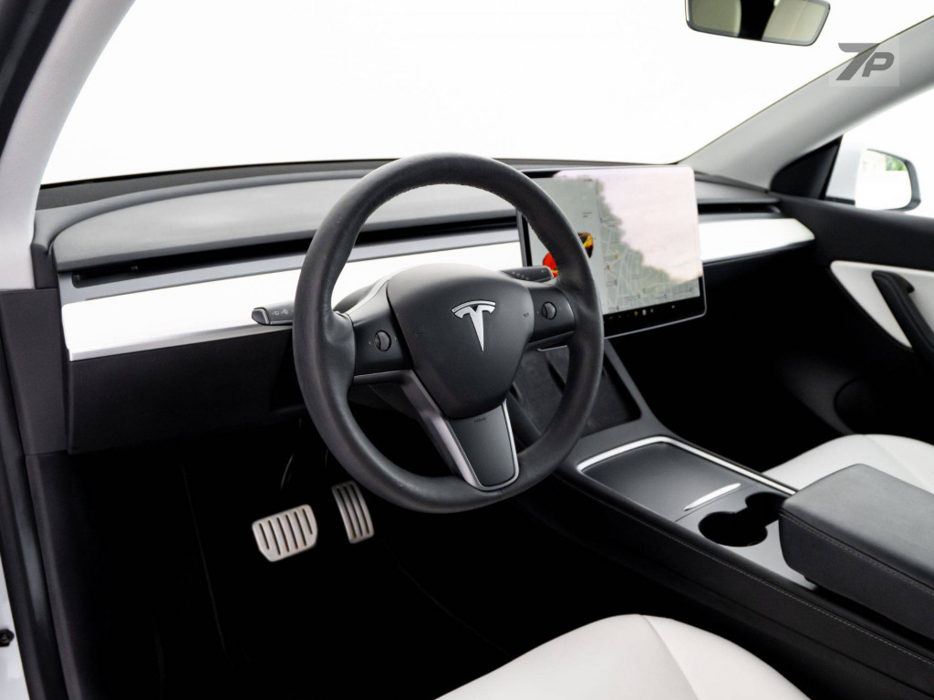 Imagem do veículo TESLA MODEL Y PERFORMANCE
