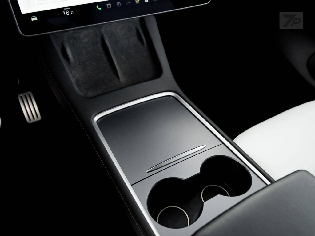 Imagem do veículo TESLA MODEL Y PERFORMANCE