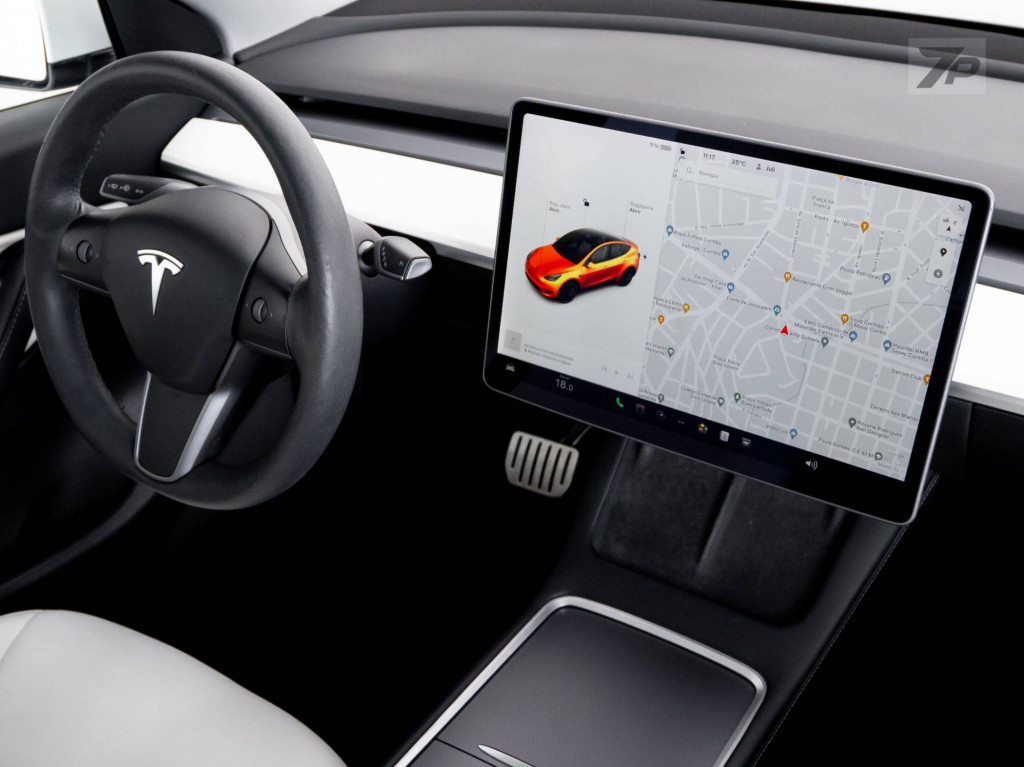 Imagem do veículo TESLA MODEL Y PERFORMANCE