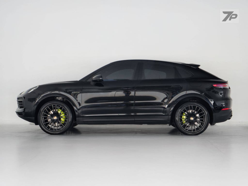 Imagem do veículo PORSCHE CAYENNE COUPÉ E-HYBRID PLATINUM EDITION BLINDADO