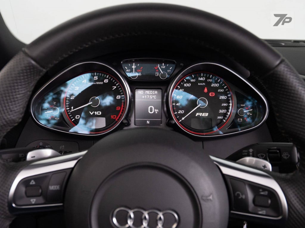 Imagem do veículo AUDI R8 SPYDER V10