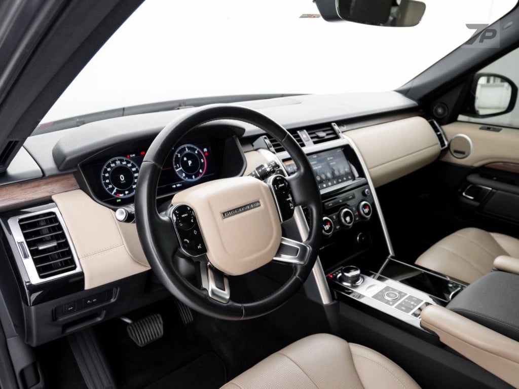 Imagem do veículo LAND ROVER DISCOVERY TD6 HSE 7 LUGARES 