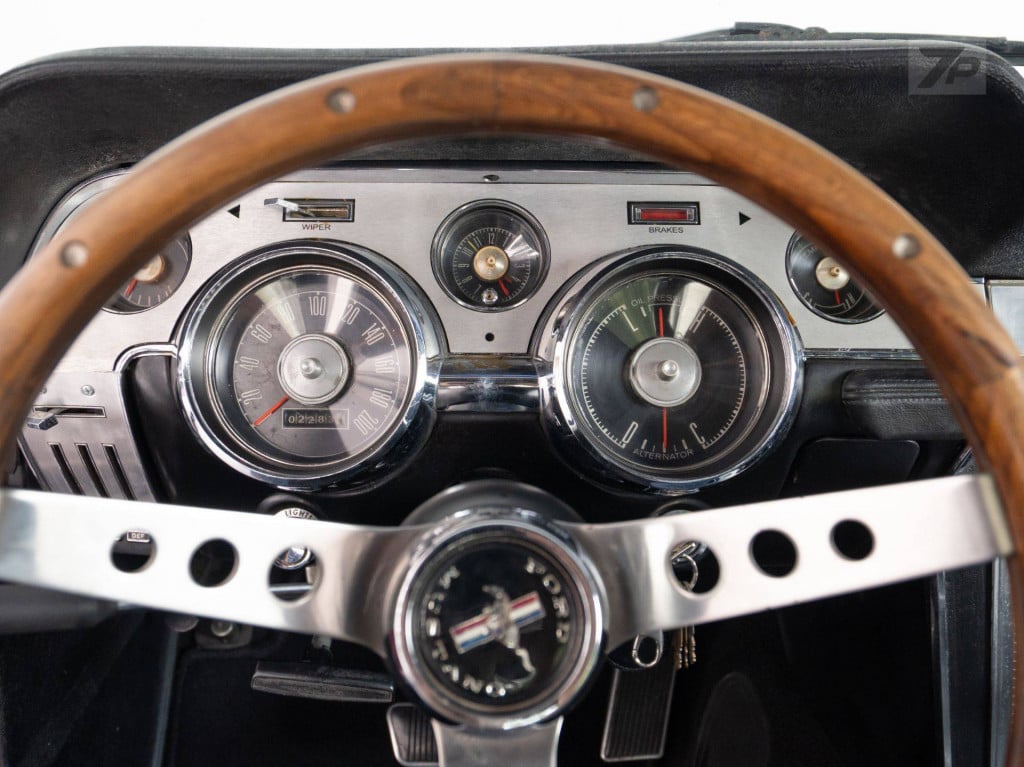 Imagem do veículo FORD MUSTANG HARDTOP