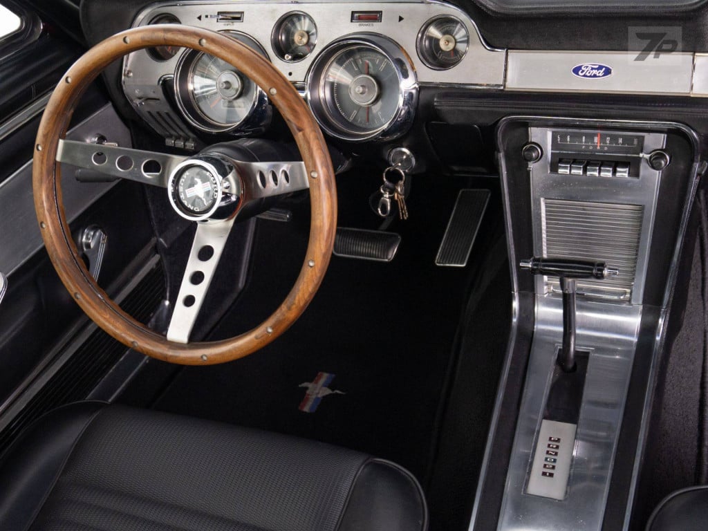 Imagem do veículo FORD MUSTANG HARDTOP