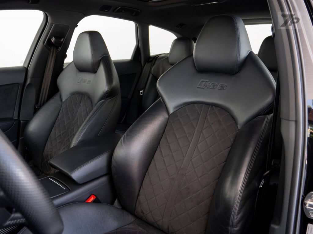 Imagem do veículo AUDI RS6 AVANT 