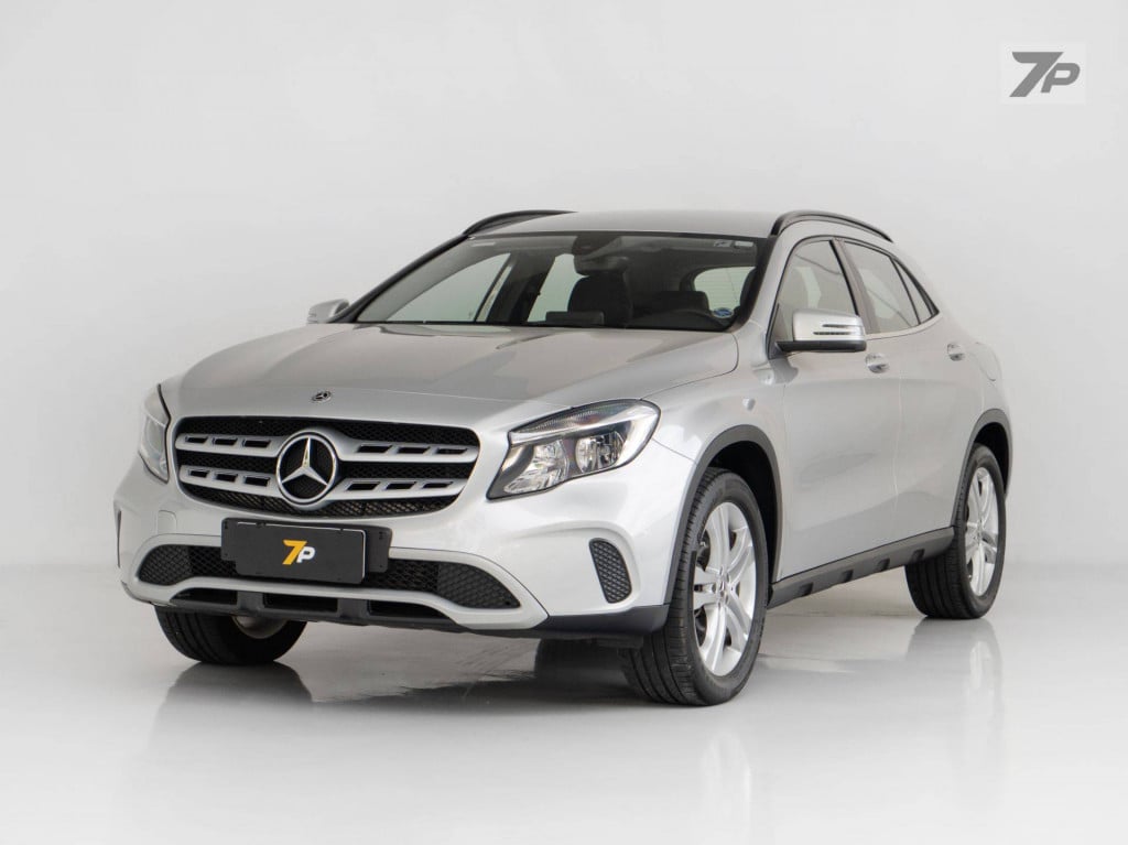 MERCEDES-BENZ GLA 200 STYLE