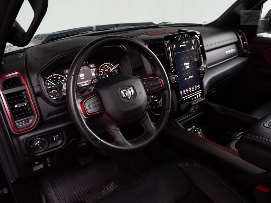Imagem do veículo RAM 1500 REBEL HEMI
