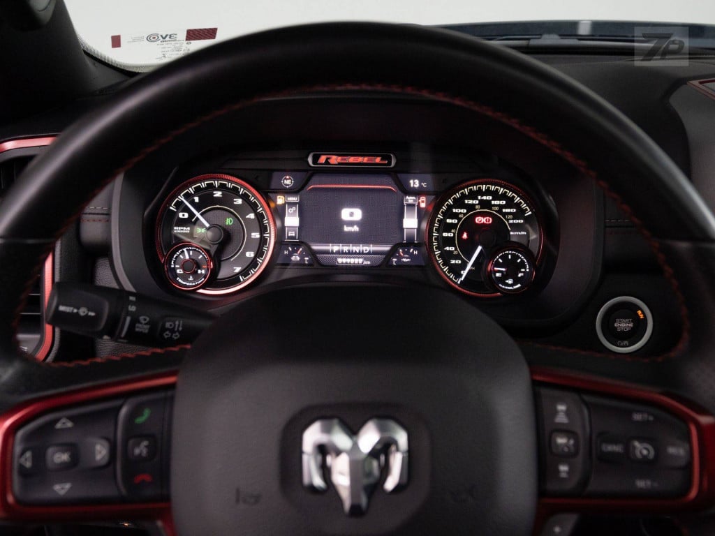 Imagem do veículo RAM 1500 REBEL HEMI