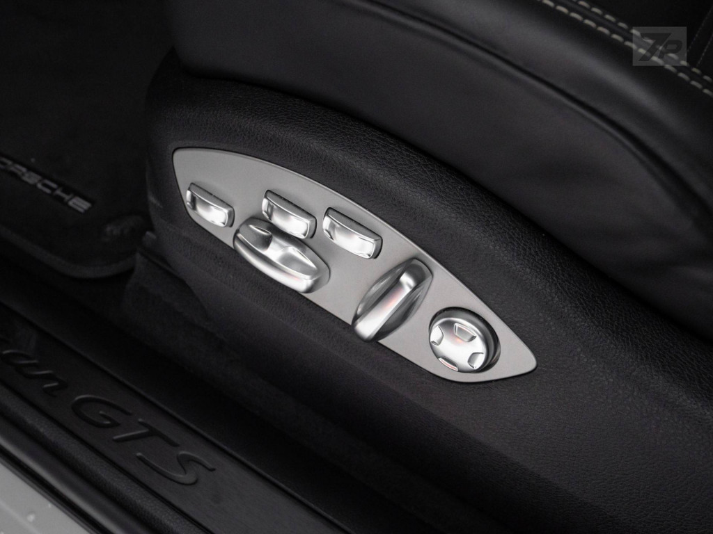 Imagem do veículo PORSCHE MACAN GTS 