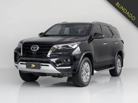 TOYOTA HILUX SW4 SRX BLINDADO