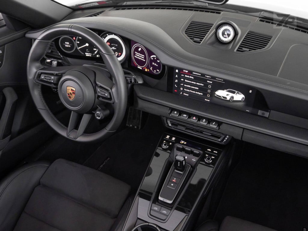 Imagem do veículo PORSCHE 911 TARGA 4 GTS 