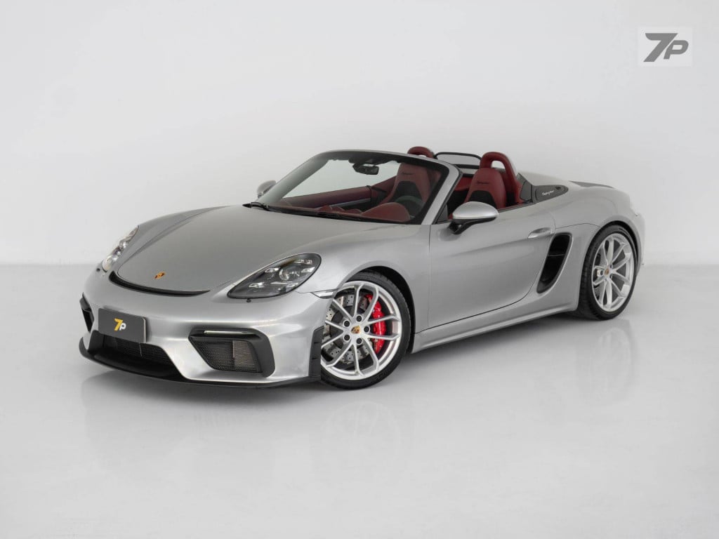 Imagem do veículo PORSCHE 718 SPYDER
