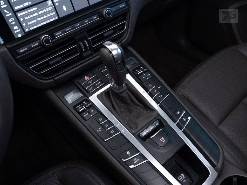 Imagem do veículo PORSCHE MACAN 